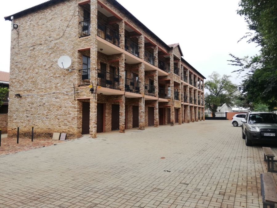 To Let 2 Bedroom Property for Rent in Die Bult North West